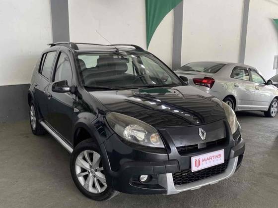 RENAULT SANDERO 1.6 STEPWAY 16V FLEX 4P AUTOMÁTICO